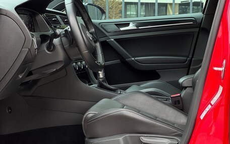 Volkswagen Golf R VII, 2018 год, 4 250 000 рублей, 17 фотография