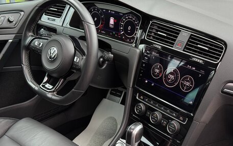 Volkswagen Golf R VII, 2018 год, 4 250 000 рублей, 23 фотография