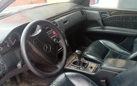 Mercedes-Benz E-Класс, 1998 год, 480 000 рублей, 8 фотография