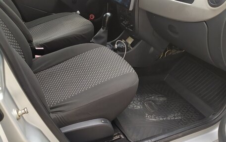 Renault Logan II, 2013 год, 420 000 рублей, 7 фотография