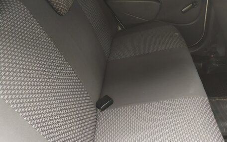 Renault Logan II, 2013 год, 420 000 рублей, 26 фотография