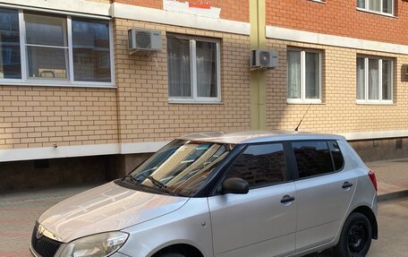 Skoda Fabia II, 2010 год, 470 000 рублей, 2 фотография