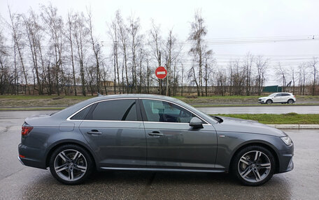 Audi A4, 2018 год, 2 720 000 рублей, 5 фотография