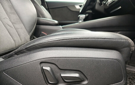 Audi A4, 2018 год, 2 720 000 рублей, 26 фотография