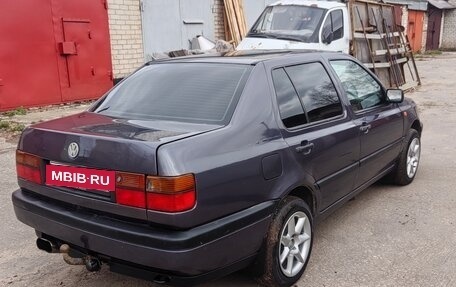 Volkswagen Vento, 1995 год, 6 фотография