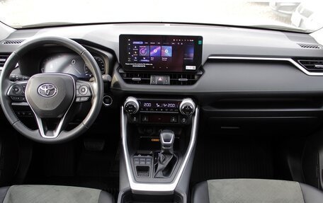 Toyota RAV4, 2025 год, 3 999 000 рублей, 7 фотография