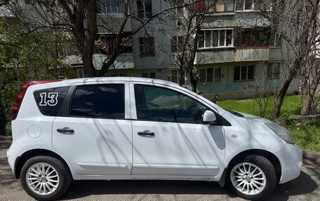 Nissan Note II рестайлинг, 2011 год, 550 000 рублей, 2 фотография