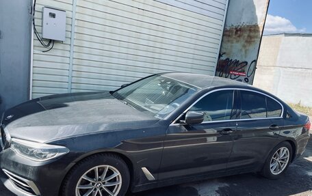 BMW 5 серия, 2019 год, 3 290 000 рублей, 2 фотография