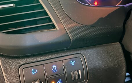 Hyundai Solaris II рестайлинг, 2015 год, 1 500 000 рублей, 12 фотография