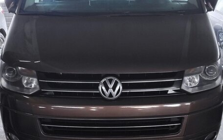 Volkswagen Multivan T5, 2011 год, 2 100 000 рублей, 1 фотография