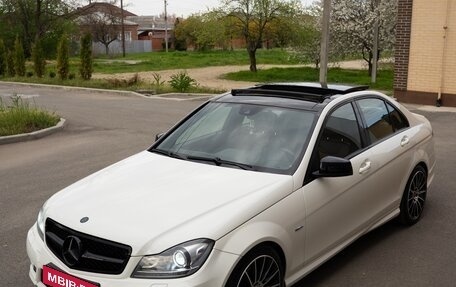 Mercedes-Benz C-Класс, 2012 год, 1 760 000 рублей, 1 фотография