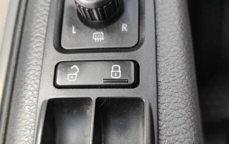 Volkswagen Multivan T5, 2011 год, 2 100 000 рублей, 18 фотография