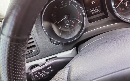 Skoda Yeti I рестайлинг, 2011 год, 1 100 000 рублей, 4 фотография