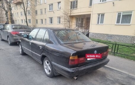 BMW 5 серия, 1990 год, 420 000 рублей, 2 фотография