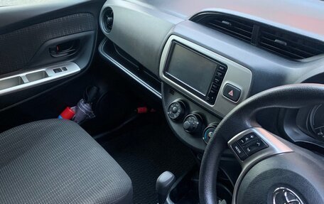 Toyota Vitz, 2016 год, 920 000 рублей, 6 фотография