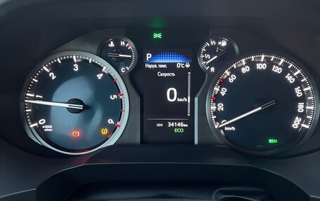 Toyota Land Cruiser Prado 150 рестайлинг 2, 2022 год, 9 300 000 рублей, 13 фотография