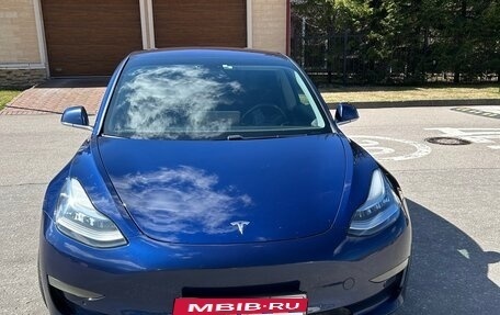 Tesla Model 3 I, 2018 год, 2 650 000 рублей, 3 фотография