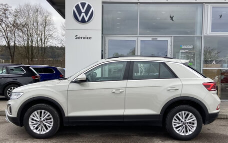 Volkswagen T-Roc I, 2024 год, 3 238 283 рублей, 3 фотография