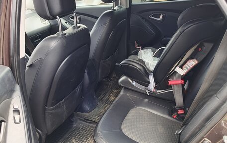 Hyundai ix35 I рестайлинг, 2010 год, 1 250 000 рублей, 11 фотография