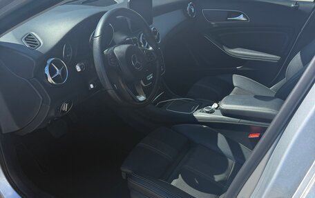 Mercedes-Benz GLA, 2019 год, 2 550 000 рублей, 11 фотография