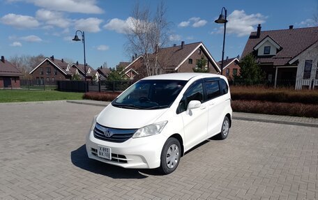 Honda Freed I, 2012 год, 1 200 000 рублей, 2 фотография