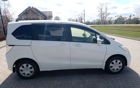 Honda Freed I, 2012 год, 1 200 000 рублей, 7 фотография