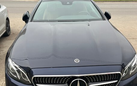 Mercedes-Benz E-Класс, 2020 год, 4 900 000 рублей, 2 фотография