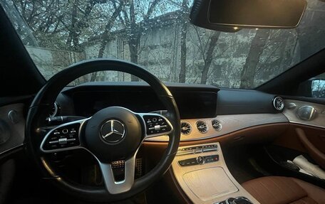 Mercedes-Benz E-Класс, 2020 год, 4 900 000 рублей, 6 фотография