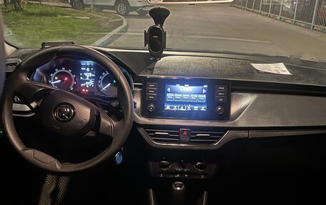 Skoda Rapid II, 2021 год, 690 000 рублей, 3 фотография