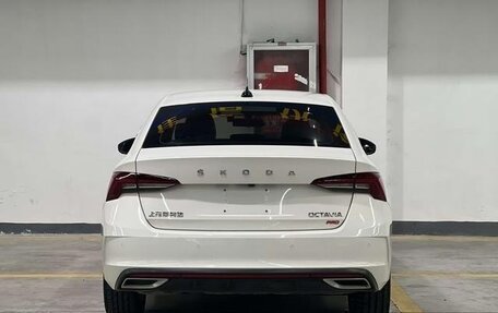 Skoda Octavia IV, 2022 год, 2 150 000 рублей, 5 фотография