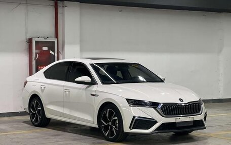 Skoda Octavia IV, 2022 год, 2 150 000 рублей, 3 фотография