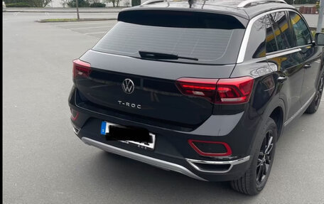 Volkswagen T-Roc I, 2024 год, 3 692 644 рублей, 7 фотография