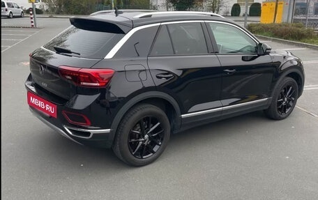 Volkswagen T-Roc I, 2024 год, 3 692 644 рублей, 6 фотография