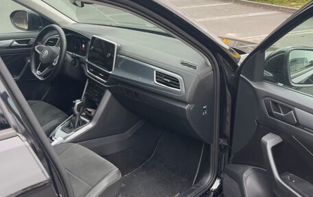 Volkswagen T-Roc I, 2024 год, 3 692 644 рублей, 10 фотография