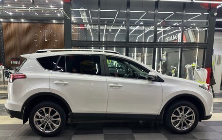 Toyota RAV4, 2017 год, 2 950 000 рублей, 8 фотография