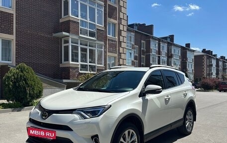 Toyota RAV4, 2017 год, 2 950 000 рублей, 14 фотография