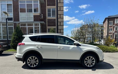 Toyota RAV4, 2017 год, 2 950 000 рублей, 19 фотография