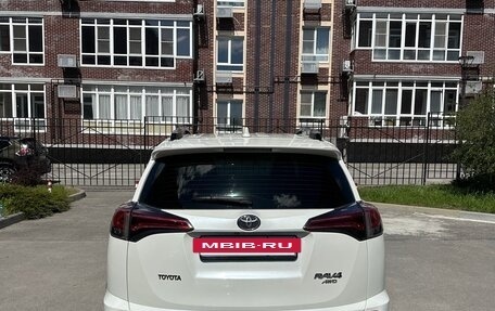 Toyota RAV4, 2017 год, 2 950 000 рублей, 17 фотография