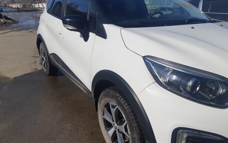 Renault Kaptur I рестайлинг, 2017 год, 1 690 000 рублей, 8 фотография