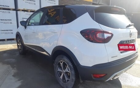 Renault Kaptur I рестайлинг, 2017 год, 1 690 000 рублей, 5 фотография