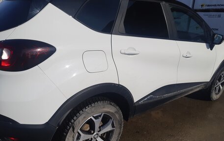 Renault Kaptur I рестайлинг, 2017 год, 1 690 000 рублей, 7 фотография