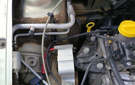 Renault Logan I, 2014 год, 600 000 рублей, 5 фотография