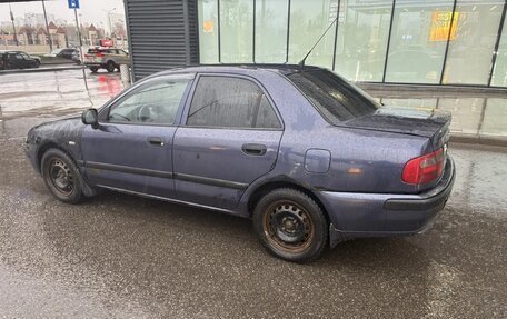 Mitsubishi Carisma I, 2001 год, 154 000 рублей, 5 фотография