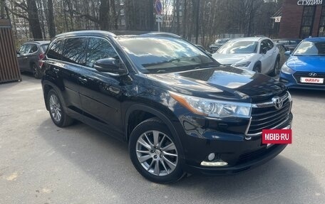 Toyota Highlander III, 2015 год, 3 500 000 рублей, 3 фотография