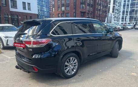 Toyota Highlander III, 2015 год, 3 500 000 рублей, 4 фотография