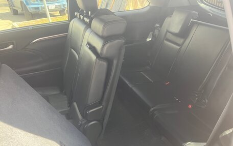 Toyota Highlander III, 2015 год, 3 500 000 рублей, 13 фотография