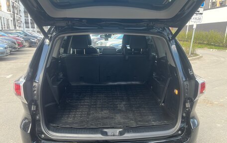 Toyota Highlander III, 2015 год, 3 500 000 рублей, 9 фотография