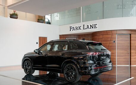 Volkswagen Tiguan, 2026 год, 4 900 000 рублей, 2 фотография