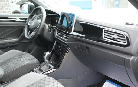 Volkswagen T-Roc I, 2025 год, 3 844 058 рублей, 26 фотография