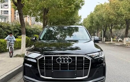 Audi Q7, 2023 год, 6 140 000 рублей, 2 фотография